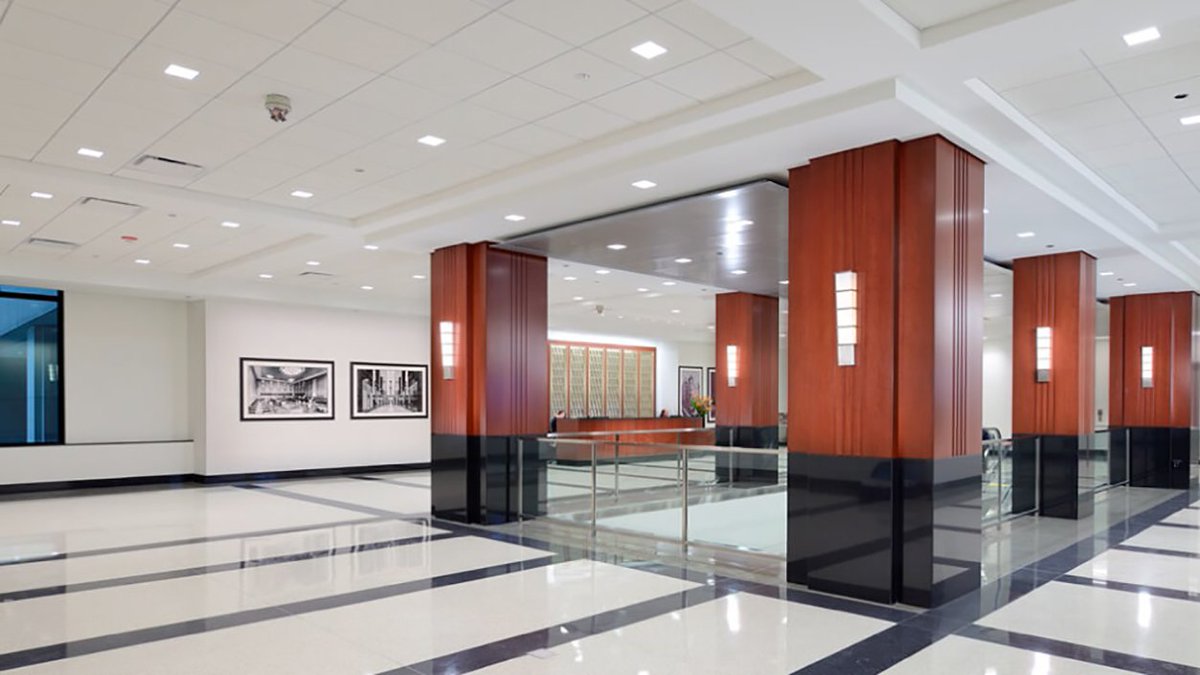 REjournals's tweet photo. Holly Duran Real Estate (@HDREPCHI) has moved into the landmark, and recently upgraded, CBOT Building. https://t.co/G7hdQkVQYZ https://t.co/M49X3nO6KS