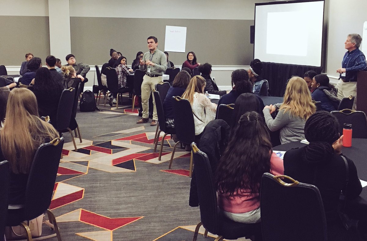 GWaples's tweet photo. .@CarlosAngeles25 kicks off our @nhs_njhs #StudentsWhoLead Maryland Summit afternoon session on #makingglobalchange! https://t.co/Qf48OfxNfE