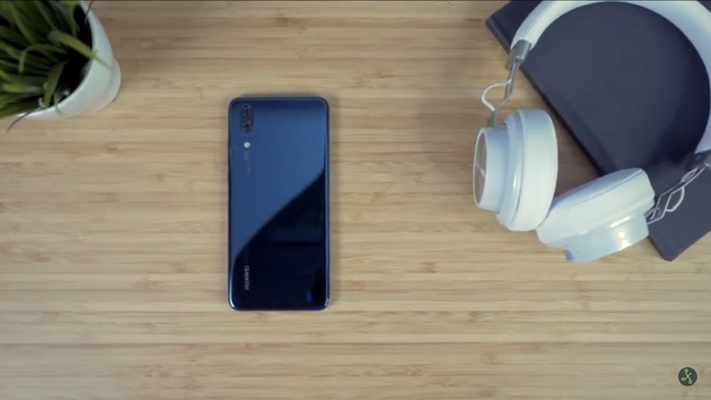 ViralTecno's tweet photo. Los #dflowOne de los amigos de @dflow_co nuevamente apareciendo con toda su elegancia y magnífico producto en un video de @xataka !!
Felicitaciones @AndroidFrmChina y @LuritaGP a seguir creciendo con mucho flow !! https://t.co/DC5T4sCa4R