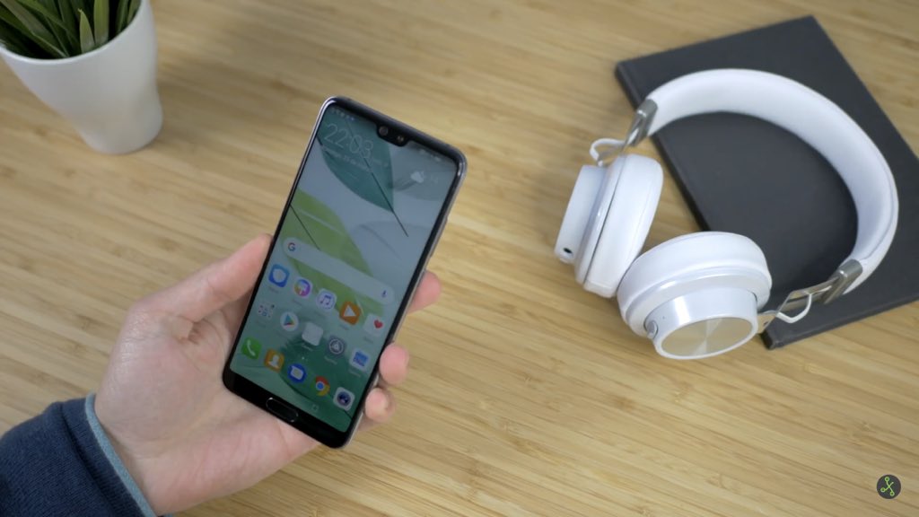 ViralTecno's tweet photo. Los #dflowOne de los amigos de @dflow_co nuevamente apareciendo con toda su elegancia y magnífico producto en un video de @xataka !!
Felicitaciones @AndroidFrmChina y @LuritaGP a seguir creciendo con mucho flow !! https://t.co/DC5T4sCa4R