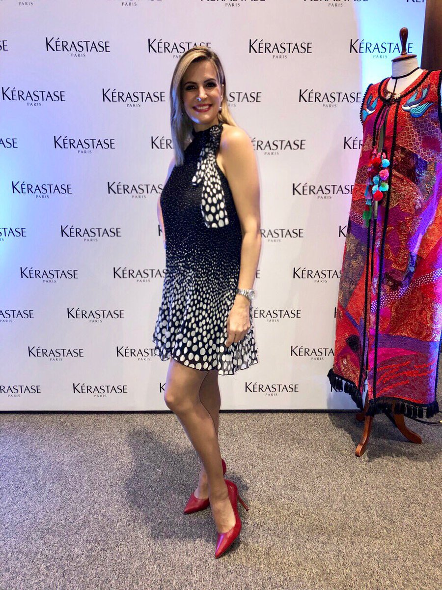 jazminpazos1's tweet photo. Presentando la Campaña #kerastasepy en alianza con #muapy #iluminavidas @EsplendorH https://t.co/53QbxA2bkU