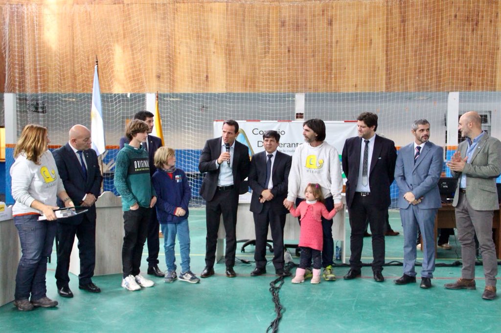 También declaramos de “Interés Municipal” a <a href="/ProyectoMeraki/">Proyecto Meraki</a> recién llegados desde España quienes recorren Sudamérica realizando un increíble y desinteresado trabajo de intercambio cultural @CDUSHUAIA <a href="/concejoush/">Concejo Ushuaia</a> @ProUshOficial