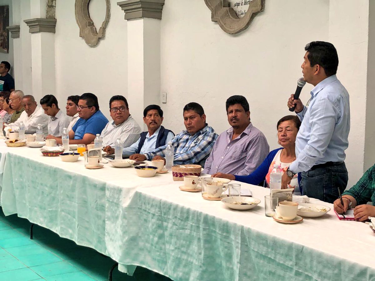 soto_arma's tweet photo. Con mucho gusto acudo a la invitación de la clase política de Chilapa, con agrado siento su respaldo al proyecto de @JoseAMeadeK #ConMeadePorGuerrero https://t.co/Nyc6V8d7nO