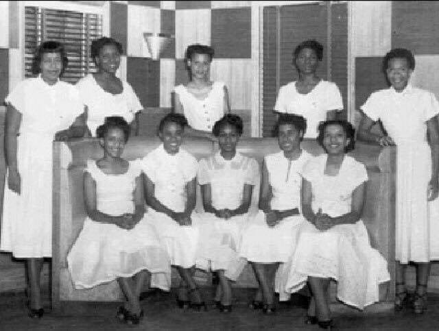 Dynamic_DeltaNu's tweet photo. Happy Charter Day to our DyNamic Delta Nu Chapter! Special Thanks to the #TalentedTen who paved the way. 🐘🔺#SSU #DST #DeltaNu1952 #DN #DyNamic https://t.co/JKDchAL1H7
