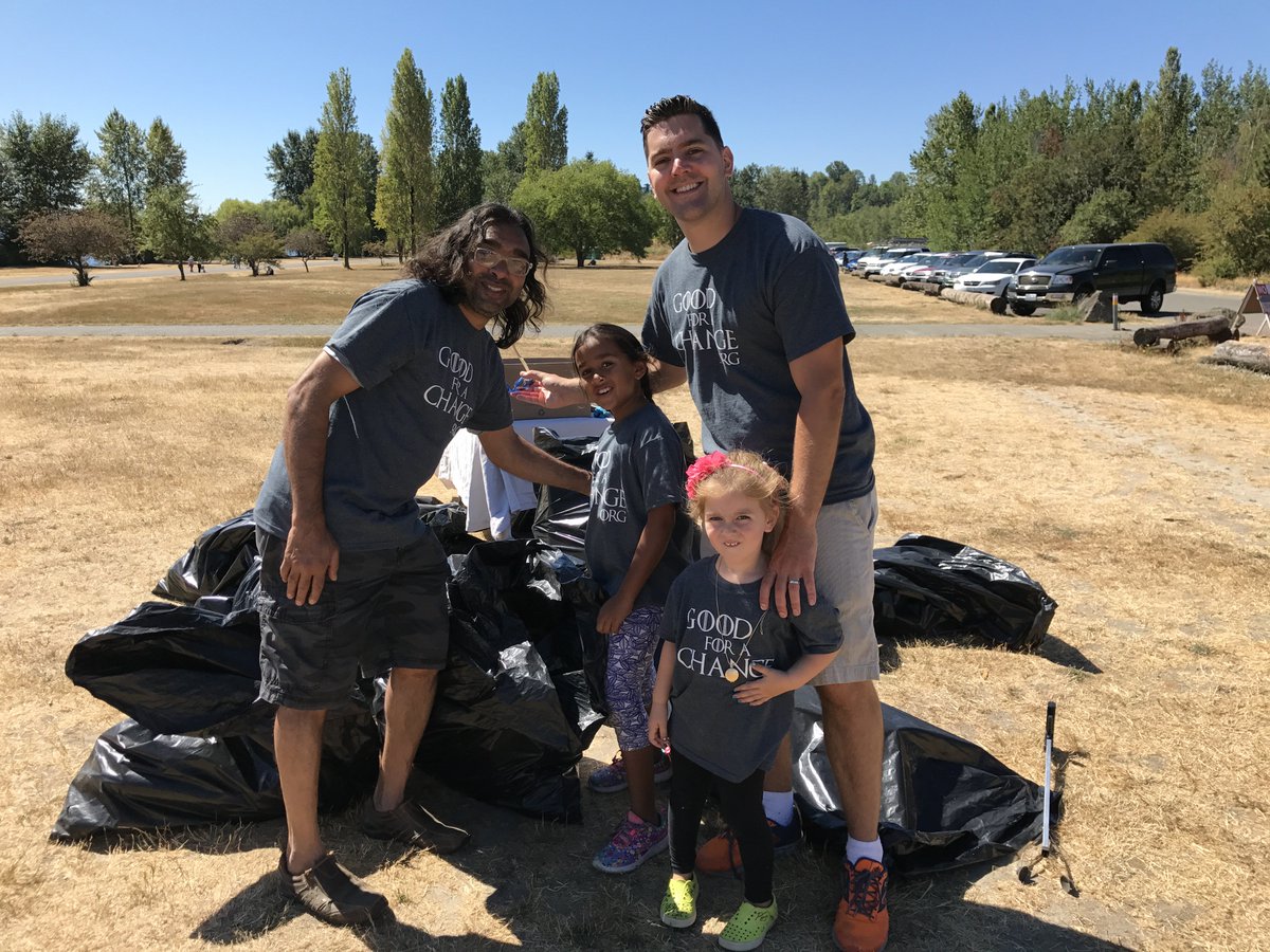 ProfShulman's tweet photo. Looking for a weekend story? Imagine over 100 people from 4-year olds to 70-year olds coming together to make positive change in the community. Come see it Sunday. https://t.co/KYqTm4F0El https://t.co/zyfCa8fWdo