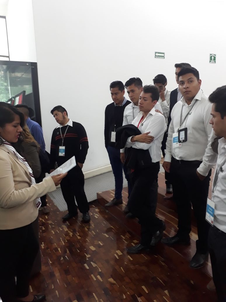 CDMXOR's tweet photo. Agradecemos al @AGNMex por recibirnos una vez más  para  realizar una  visita guiada a  #Alumnos_de_Derecho y así poder conocer más de historia de éste recinto
#YoSoyCescijuc #OrgulloCescijuc #CESCIJUC https://t.co/fKRAuDl85U