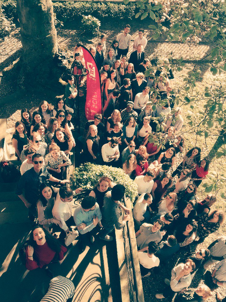 <a href="/BDA_IEP/">BDA ScPo Strasbourg</a> <a href="/BDE_IEP_Stras/">BDE Sciences Po Strasbourg</a> @lescopinesstras @EJOScPoStras <a href="/Propos_Scpo/">Propos • Sciences Po</a> <a href="/ScPoForum/">Sciences Po Forum</a> @SPSC67 <a href="/strasdiplomacy/">Stras'Diplomacy</a> #BDS #BDI #Horizons #Oenopo #StrasBoumBoum # 180degreesconsulting #Assos #Iep <a href="/ScPo_Strasbourg/">Sciences Po Strasbourg</a> <a href="/unistra/">-</a> cérémonie engagement associatif sous le soleil