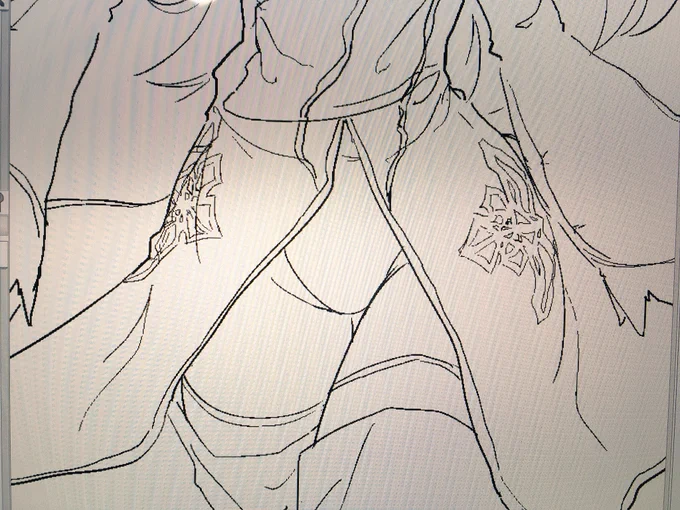 描くのはチョー楽しいけど
夜中に描き始めたことを
少し後悔してる。 