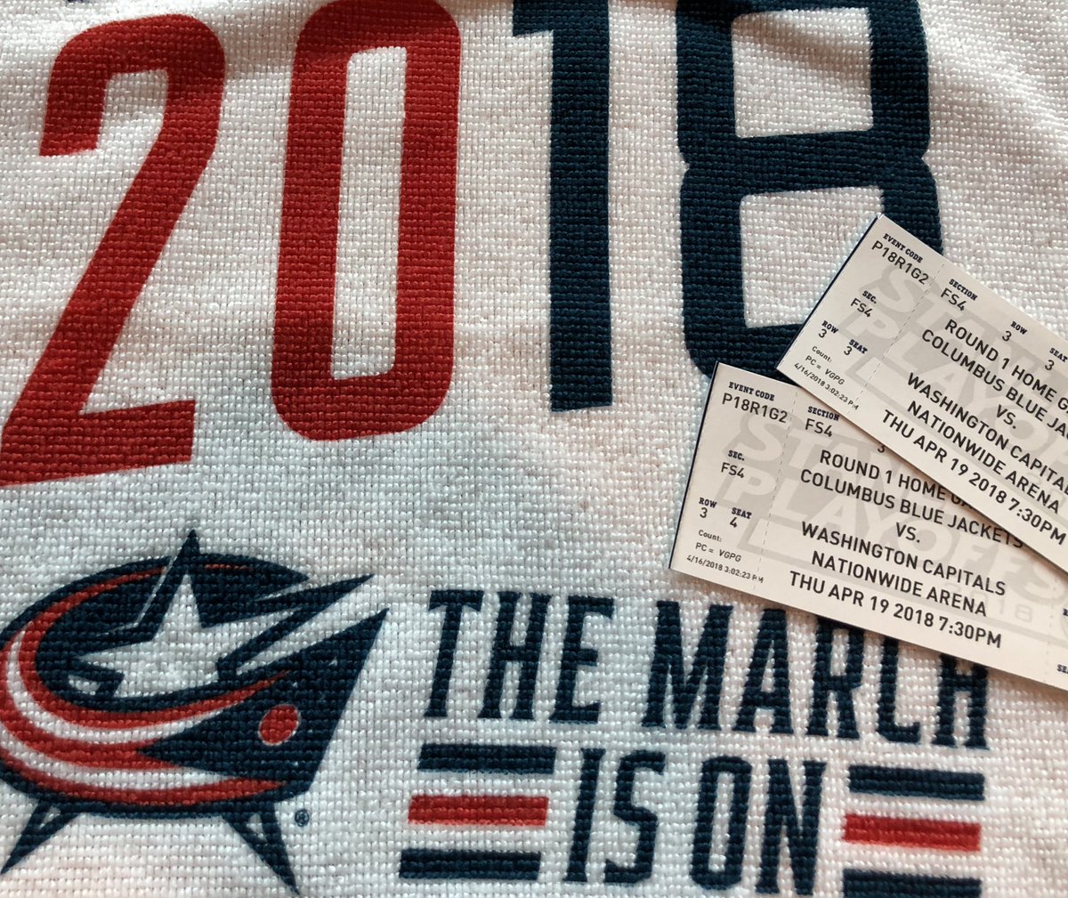 BlueJacketsNHL's tweet image. Retweet this for a chance to win tickets to tomorrow night's Game 4. 

p.s. you should probably follow us too. 

#cbj || #marchon