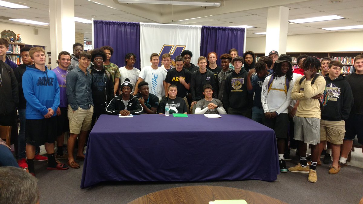 bigham_51's tweet photo. LEOPARDS MOVING ON TO THE NEXT LEVEL! GREAT JOB! #BRINGIT #LEOPARDPRIDE https://t.co/ZlTU9tNe76
