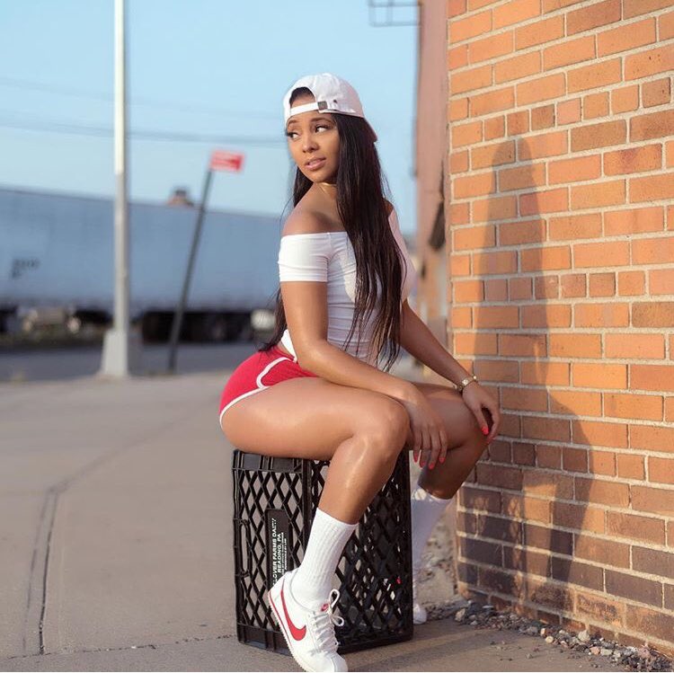 ThickAndBougie's tweet photo. My boo #LyndaRose so fucking sexy @ThickAndBougie @SlimThickChicks @___Beauties___ @incredibleb10 @BaddieGirls #MixedChicks #PerfectShape #iamLyndaRose #AssWednesday #MixedBooty @BigBooty_Pics https://t.co/Y3lZZffuLd