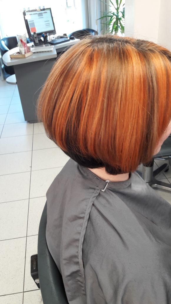 Charmant Wr Bob In Kupfer Und Braun T Co D06xt9ajga Friseurcharmant Hairstyle Friseur Bobhair Haircolor