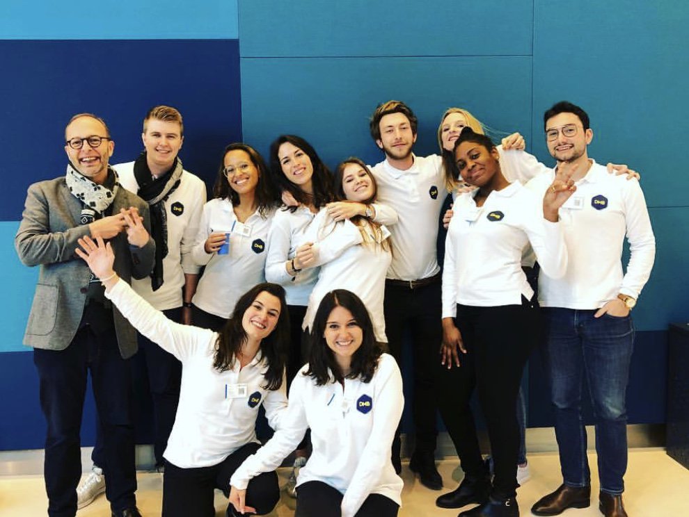 JeremyPromsy's tweet photo. Quel honneur, dernier #efayot 😃

Ça y est, c’est la fin de nos 6 mois ensemble, ils auront été tellement intenses et forts en émotions.

Merci à @VincentMontet @GuignierSophie &amp; @ArnaultChatel #mbadmb 

Un grand merci au #grandcru qui sont devenus bien plus que des amis ❤️ https://t.co/yBnKcHU1Qd