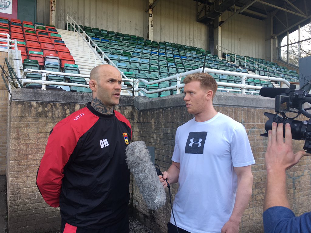 WelshRugbyUnion's tweet photo. Chewing the Hudd! @feelthemawr legends @SCrossy and @HuddDamien can't wait for #WRUFinalsDay #PlateFinalists #WRUTV #NotLongNow #April29 ๐ https://t.co/AihUE71ydR