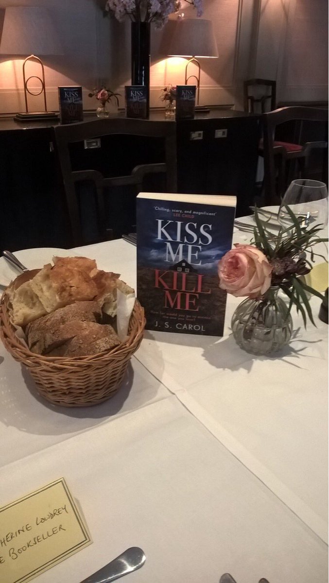 katherinecrime's tweet photo. Fantastic lunch yesterday for the awesome @JamesCarolBooks #KissMeKillMe Thanks to @SophMidas @BarryForshaw3 @BookBrunch @KatsCow #JonCoates @Isabelle_Broom @BonnierZaffre https://t.co/SrqxSDiqL7