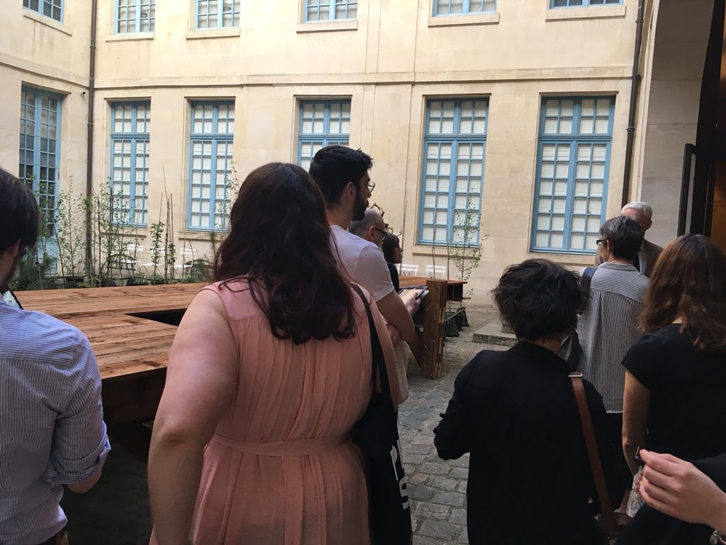 AlambretCom's tweet photo. Où sommes-nous ce soir ? Au musée @ChasseNature bien sûr ! Nous allons visiter les expositions #GérardGarouste et #LaurieKarp. https://t.co/C34LcnozZ6