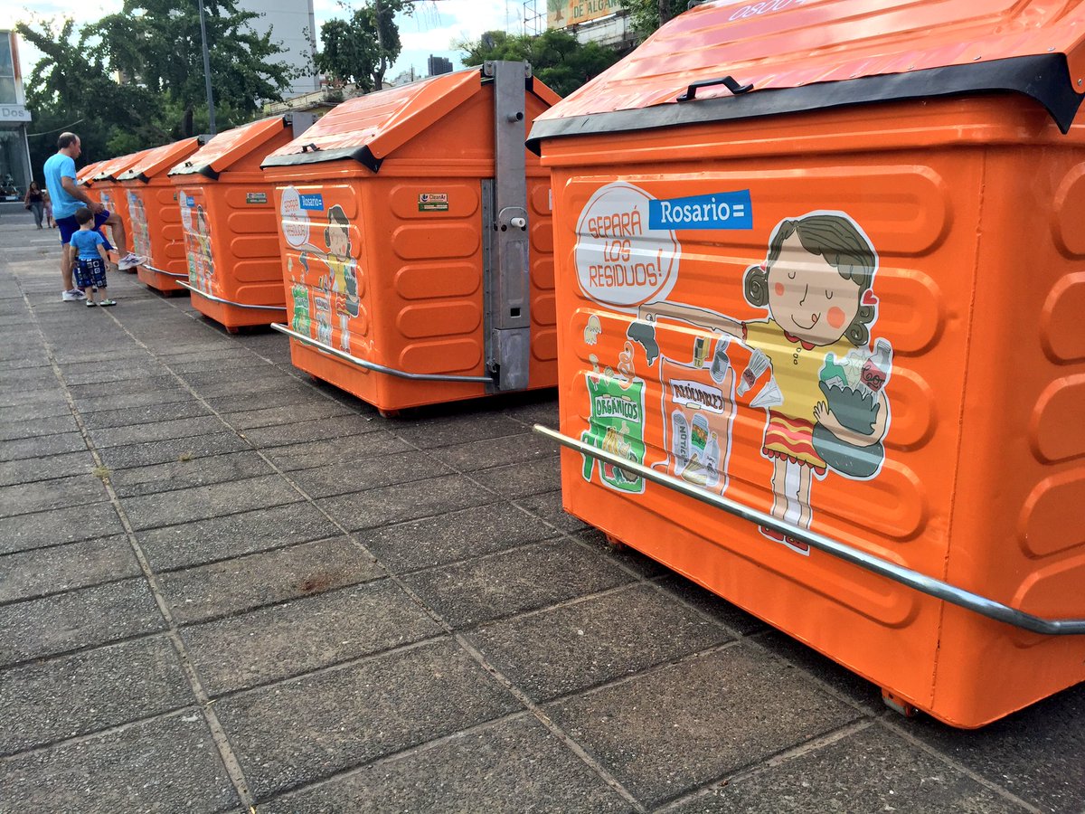 Denunciem davant de l'ajuntament de <a href="/st_esteveroures/">Ajuntament de Sant Esteve de les Roures</a> amb la presència de <a href="/mossos_SER/">Mossos Sant Esteve de les Roures</a> l'adoctrinament que es duu a terme a les seus de <a href="/Cs_SanEsteban/">Ciutadans (Cs) Sant Esteve de les Roures</a>.