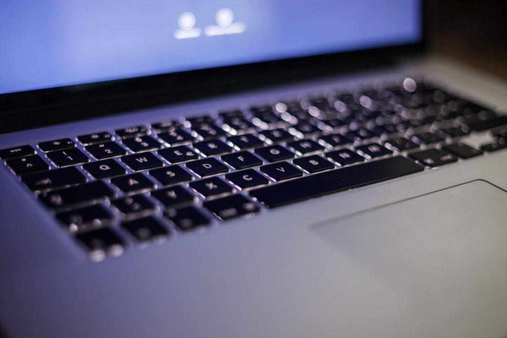 clackesd's tweet photo. Nobody is talking about this issue. Everyone needs to be. Thanks to local school leaders for standing up to cybercrime. https://t.co/9gOI2suEa4 #clackcoedu https://t.co/evjuyc9FV5