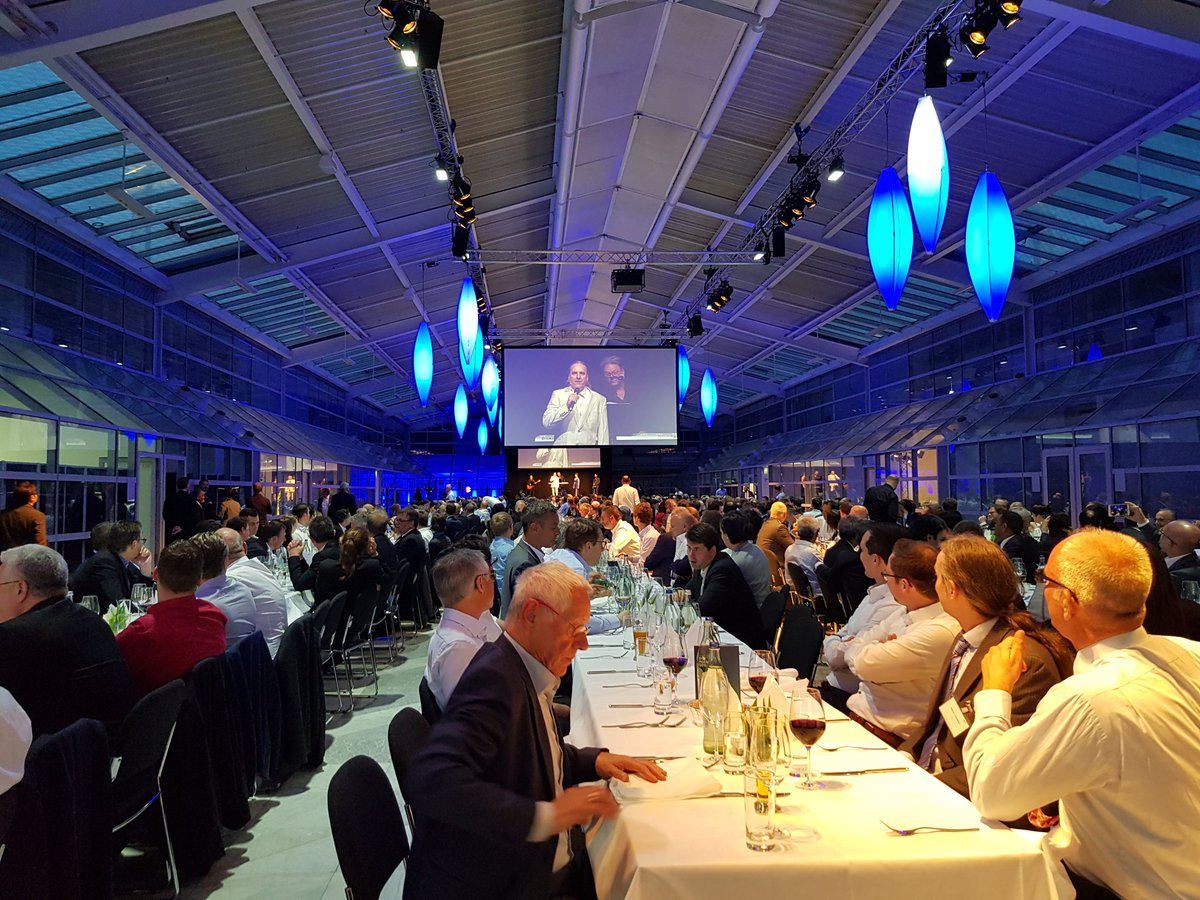 ConWeaverGmbH's tweet image. Abendveranstaltung auf dem #prostepivip #prostep in München.  Danke für einen tollen ersten Veranstaltungstag @ProSTEP_iViP