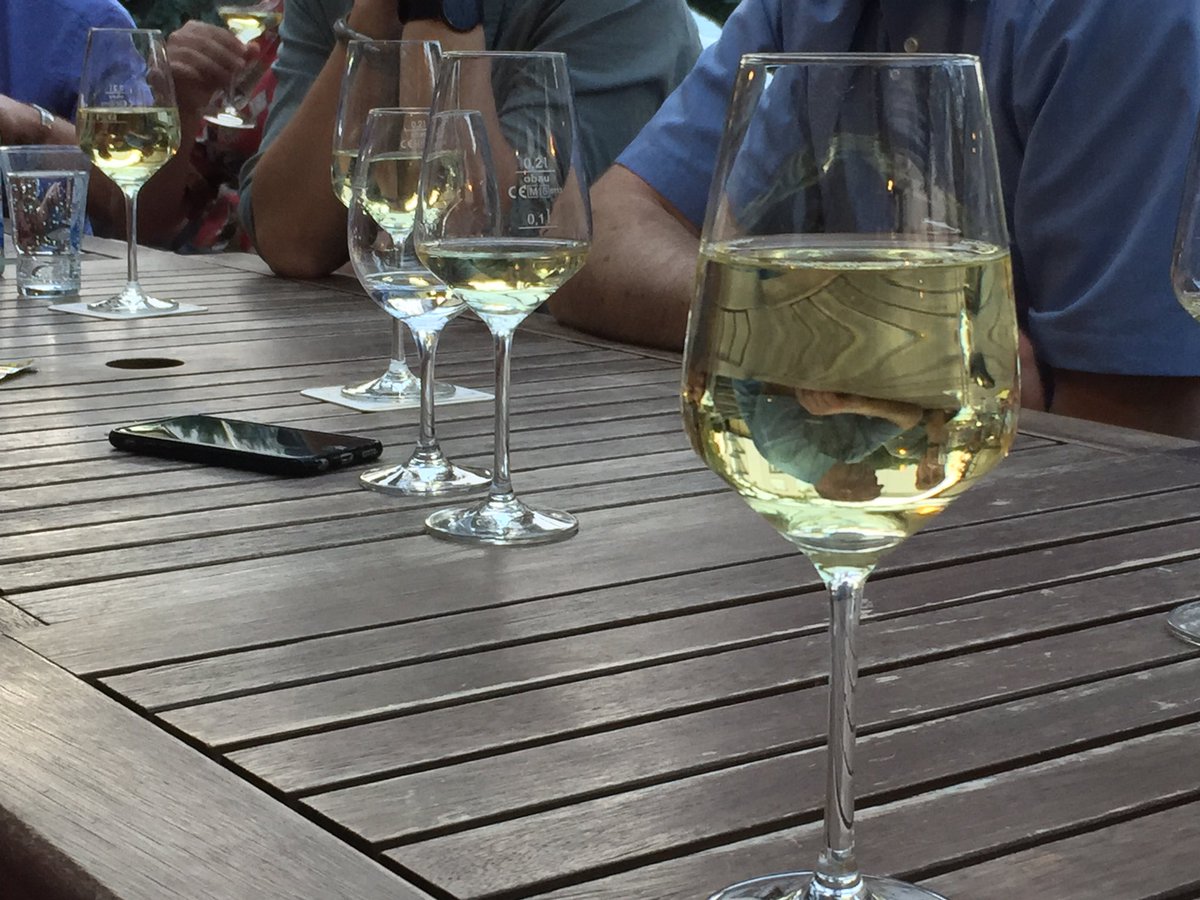 PatrickFederhen's tweet photo. Lecker Weinchen im Heilig Grab als Einstimmung zum #bctn18 https://t.co/lh3LJuFYnl
