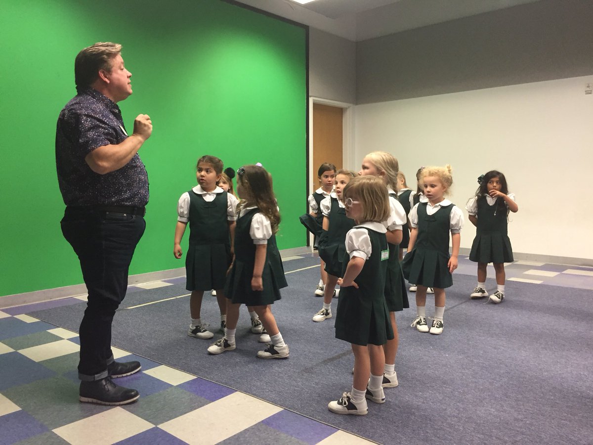 michelleg2015's tweet photo. PreK field trip #DCT #library #weekoftheyoungchild @AllisonHoganEDU @kbeckr @RandalRhodus https://t.co/QU1mUVYcOl