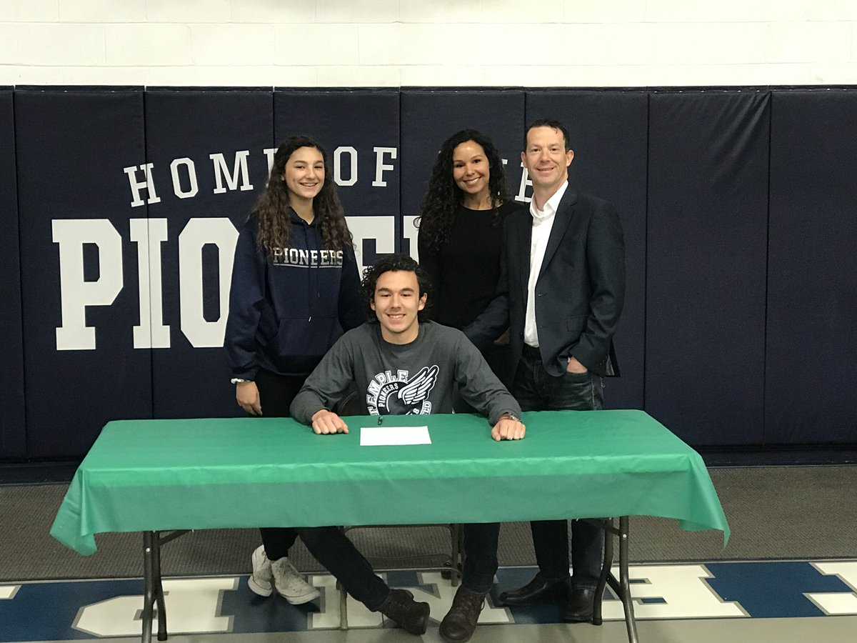 TCSPioneers's tweet photo. Senior Cameron Worsham signs his letter of intent today to continue his Track and Field Career @ Huntington University #CongratulationsCameron https://t.co/RH5ZAjvth6