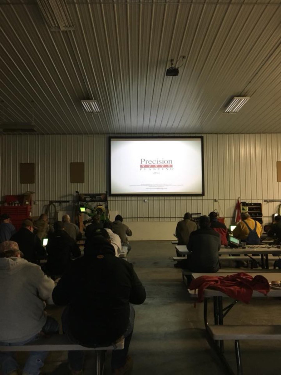 CropBailey's tweet photo. 20/20 Training in Ansley, had a great turnout and farmers had an opportunity to refresh on planter monitor, controls, and prescription prior to planting.  Also covered simple planter diagnostics.  #planting2018 https://t.co/71HKsPJSec