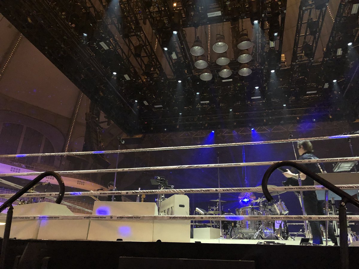 realfabiangill's tweet photo. Ready to rumble! #InfiniteContentTour @arcadefire https://t.co/JS8EaeZ3A8