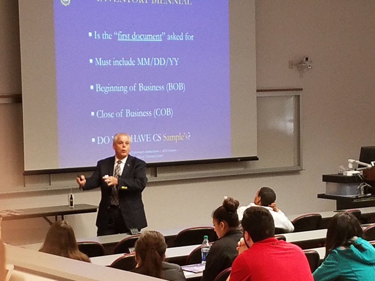 MercerCOP's tweet image. Thank you to DEA Diversion Program Manager David Hargroder and Outreach Coordinator Emmett Highland for visiting our PDN students today, talking about how the DEA and pharmacists can work hand-in-hand to help stem the opioid crisis.
