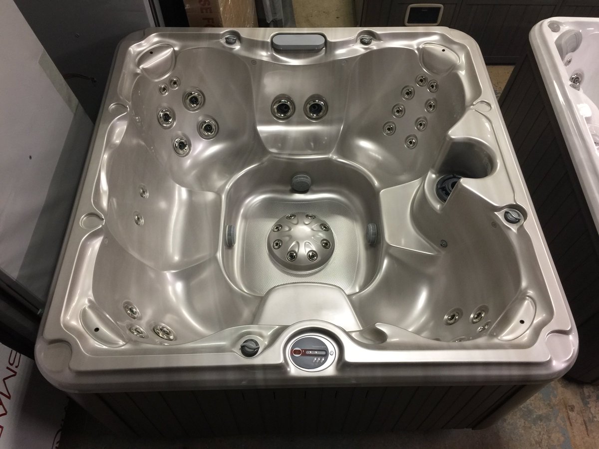 SpasStore's tweet photo. The Sundance Spa Store Blog, Buy a Certified Pre-Owned Sundance Hot Tub
https://t.co/vJEfMPLLLF

#SundanceSpas #hottubs #hottub #spas #spa #preowned #certified #certifiedpreowned #blogpost #blogging #Ontario #Burlington #Oakville #Mississauga #StCatharines #Vaughan #SundanceLife https://t.co/QZcWhN3n6l