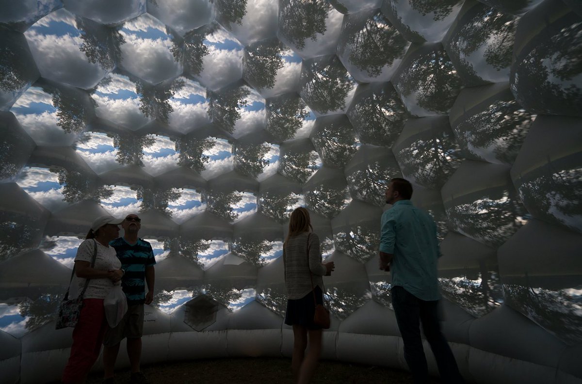 PrattMunson's tweet photo. From 1 to 4 p.m we will be inflating a 20' Camera-Obsura-Dome in Palmer Park Quad on the Pratt MWP Campus! Bring your Camera~ The dome is part of the Pneuhaus Design Collective. #art #view #dome #artist #artcollective #design #mwpai #prattmwp #utica https://t.co/b3Git4bOym