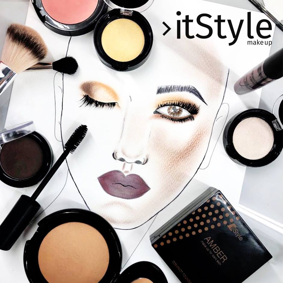 itstylefeurs's tweet photo. Demande en boutique la collection Amber 💄 entièrement étudiée pour les peaux les plus foncées et pas seulement.
Fond de teint, blush et ombres hautement pigmentés pour un ➡ look  qui ne passe pas inaperçu ! #itStylemakeup https://t.co/AqBgfXntsE