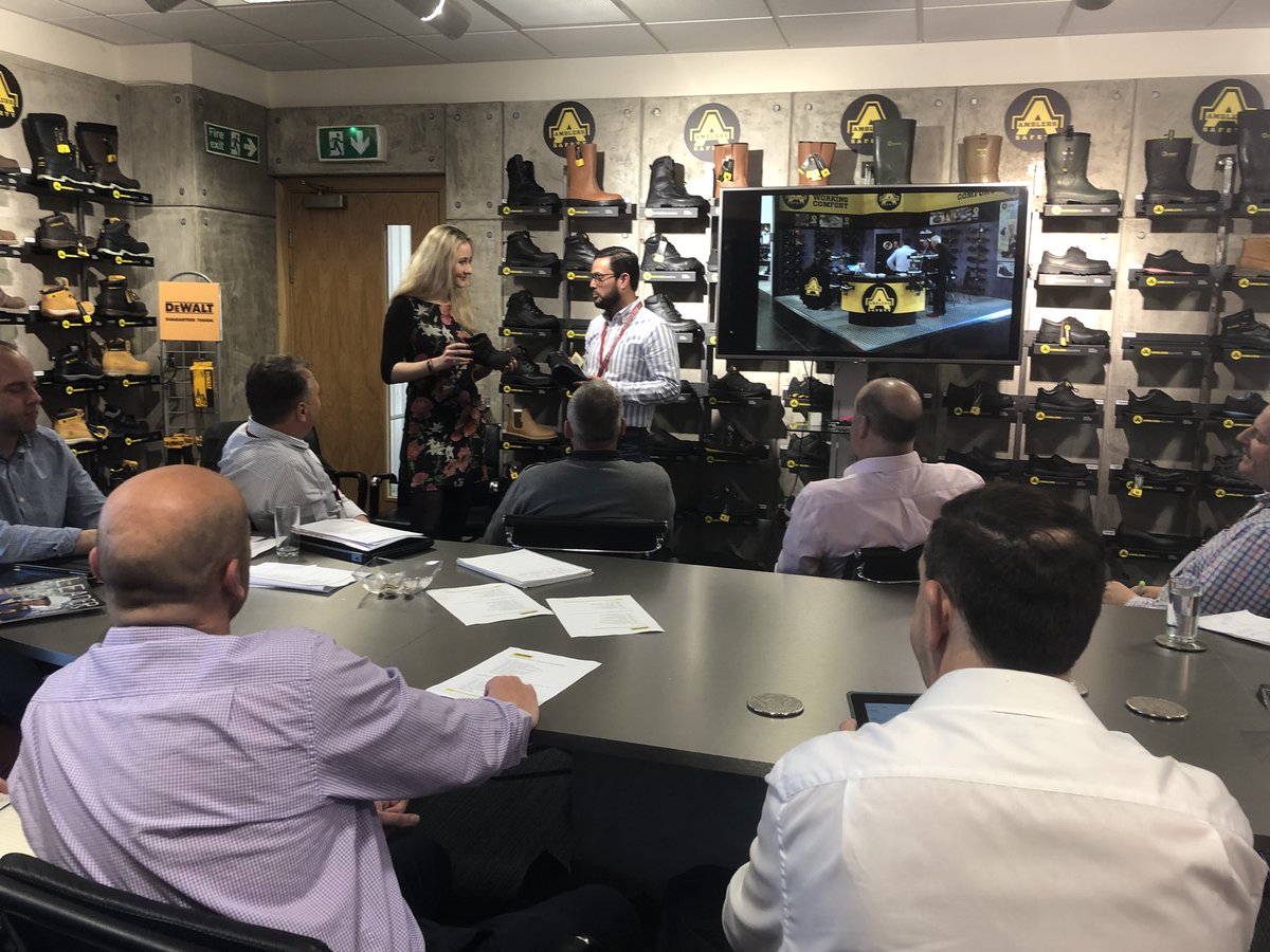SophieLydia24's tweet photo. Great evening meeting with the team at @Amblers_Safety discussing women’s PPE! #SophieShoe #LydiaBoot #innovation #diverseworkforce https://t.co/pZkNIBnqc3