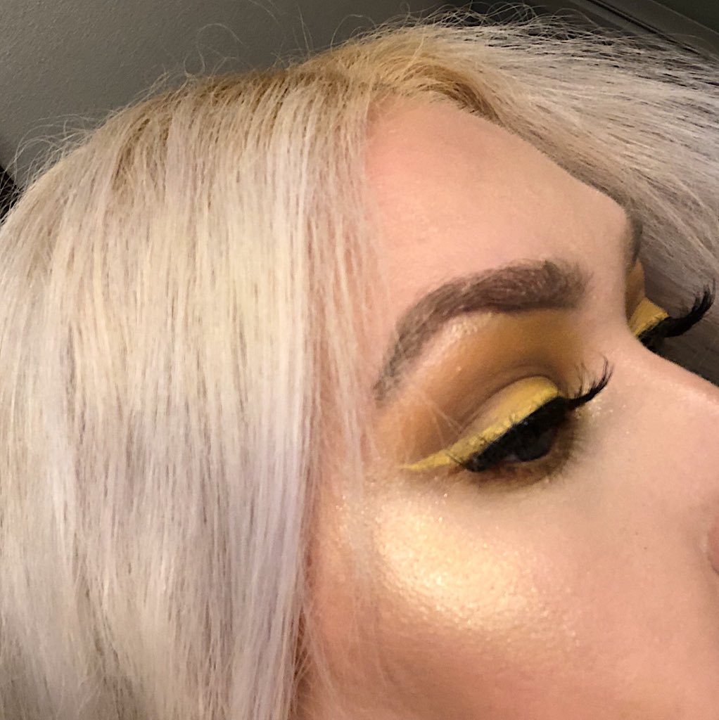 _littleprincesb's tweet photo. The Sun and her Flowers Look - https://t.co/JYFDppFT1s // #MakeupAddict #Art #yellow #Fendi https://t.co/DuOLD8mpe2