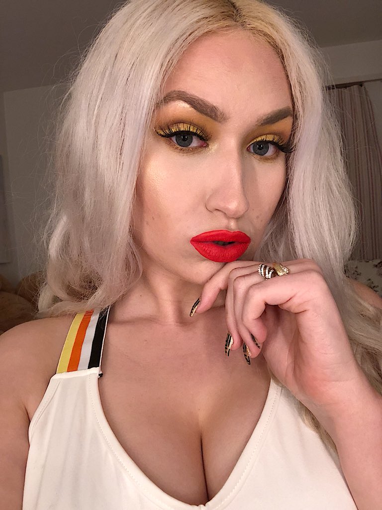 _littleprincesb's tweet photo. The Sun and her Flowers Look - https://t.co/JYFDppFT1s // #MakeupAddict #Art #yellow #Fendi https://t.co/DuOLD8mpe2
