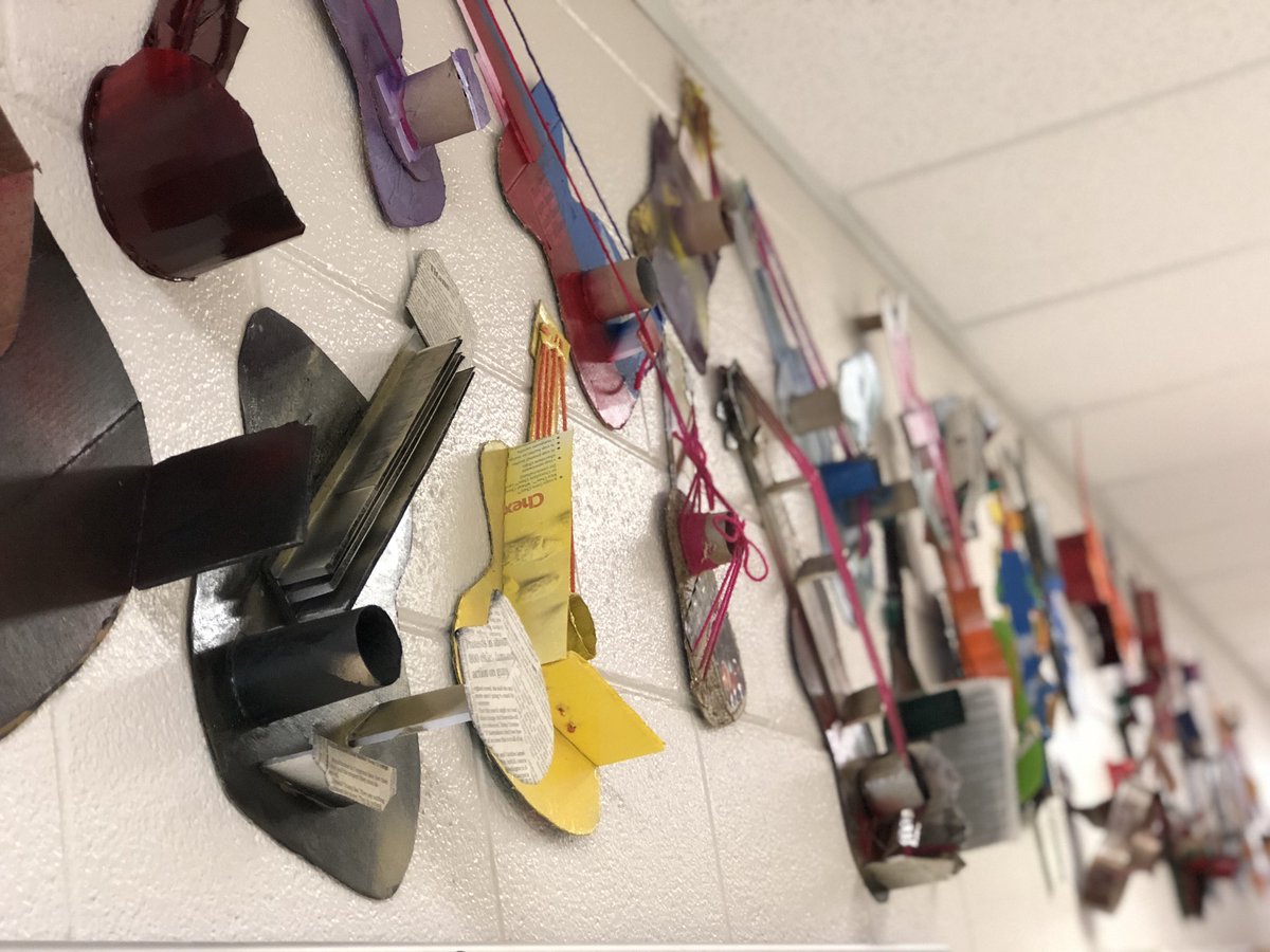 b_finney85's tweet photo. Ms. Bryant’s artist at @OliverMNPS use artistic expression in the form of a musical instrument (design/color/size) to convey messages related to current events. #Picasso #MNPSVoices #mnpslt #4Cs @MNPSLearningTec @MetroArtsNash https://t.co/DHfhSw6dom