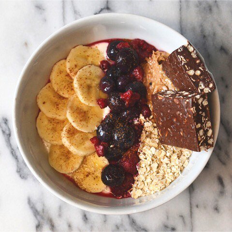 PrOATeinBar's tweet photo. Check out this YUMMY 😋 post from the creative mind of 🙌 @MarlieGoddard 🙌

Make sure to follow 💫  Marlie and explore her blog: https://t.co/DDjrDBuIvf to find this delicious recipe! 🍌 💛

#wellnesswednesday #recipe #blogger #foodblog #protein #proatein #proateinbar #canada https://t.co/oiH2Dpbotx