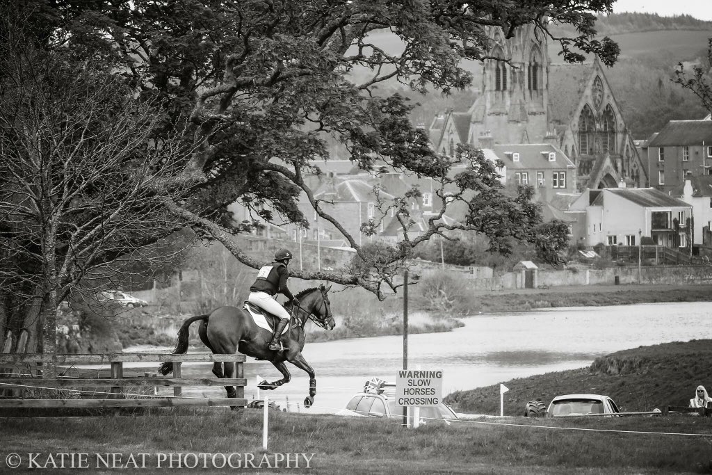 Floors Horse Trials tweet media