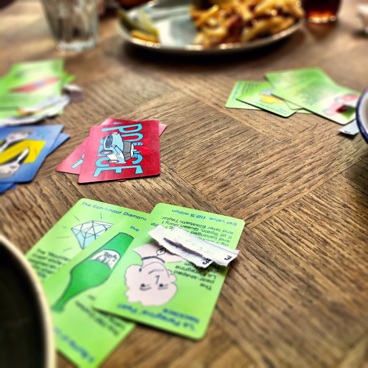JoostDantuma's tweet photo. #TonysTreasures gets to the #Endgame. I can no longer win and suspect some rash bidding for the #Kohinoor #diamond may have given others the breathing room they needed.
#boardgames #cardgame #SqueakyBumTime #games #gamerdad #partygame #Auction #Auctiongame #NoLimits #Treasures https://t.co/gaWfFbCHuu