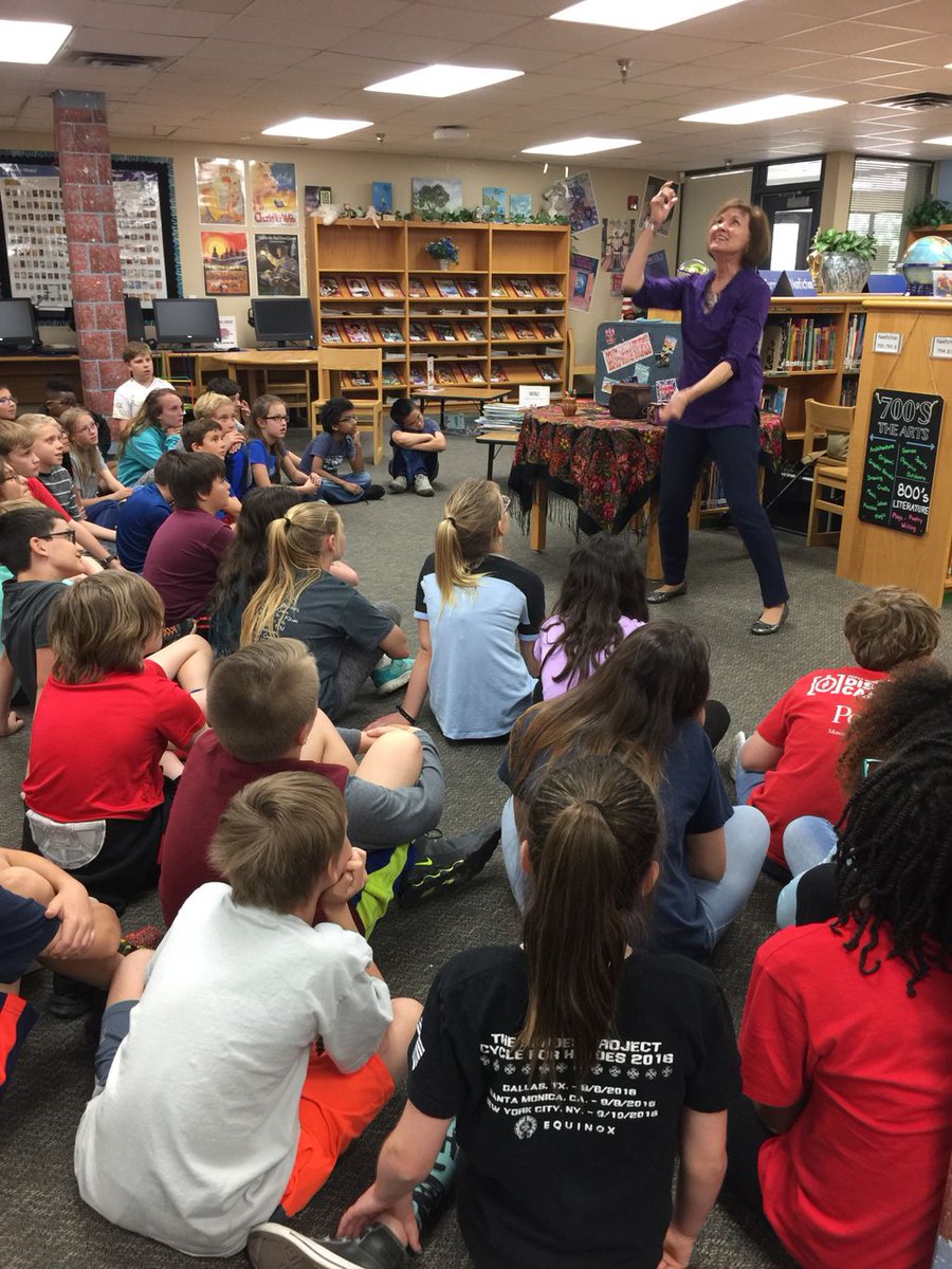 Saigling5th's tweet photo. Storyteller Visits 5th Grade https://t.co/dZXDSZvHW9