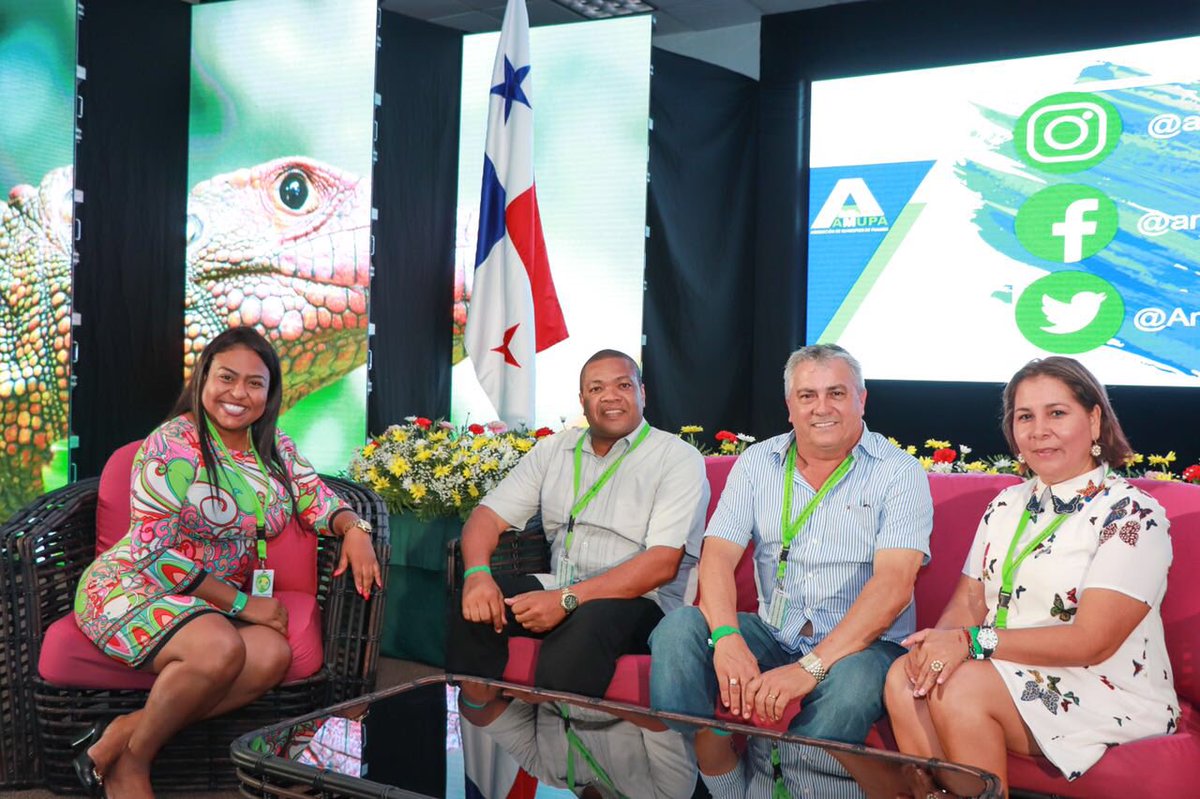 AmupaOficial's tweet photo. Alcaldes y alcaldesas de:
@AlcaldiadeAnton
@alchorrera
Bocas del Toro
@MUNPINOGANA
#panama #AMUPA #ecology #iberoamerica #municipio #congreso https://t.co/DdAKUiEaVu