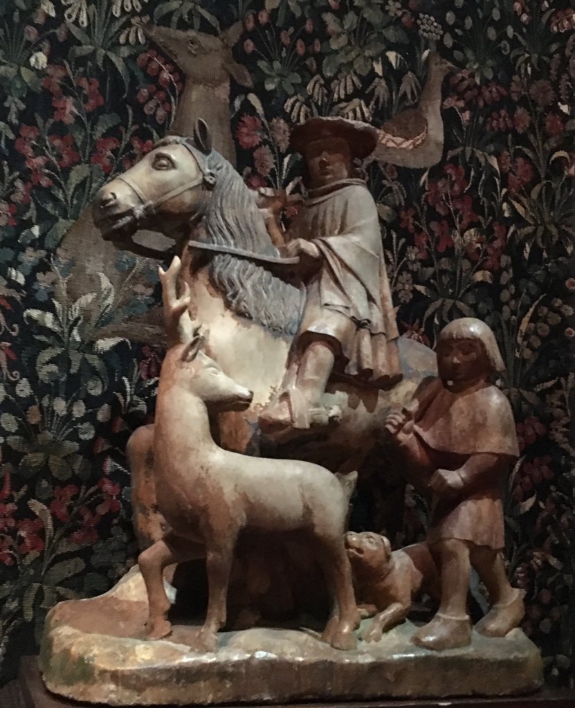 CamilleReap's tweet photo. #LeSaviezVous Au Moyen Âge, le cerf était un animal vénéré. Pourquoi ? Saint Eustache aurait reconnu le Christ dans la forme des bois d’un cerf ! @ChasseNature https://t.co/jfhdjrI8nf