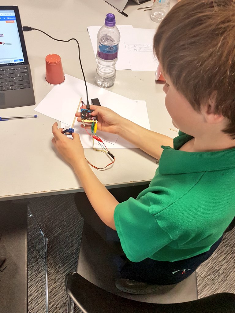 MrPaulDredge's tweet photo. A great day today with the digital leaders from @NPATrust. Thank you @microsofteduk for having us, the children have thoroughly enjoyed their day! #MIEExpert #MiniMIEs https://t.co/PR666b1rxK
