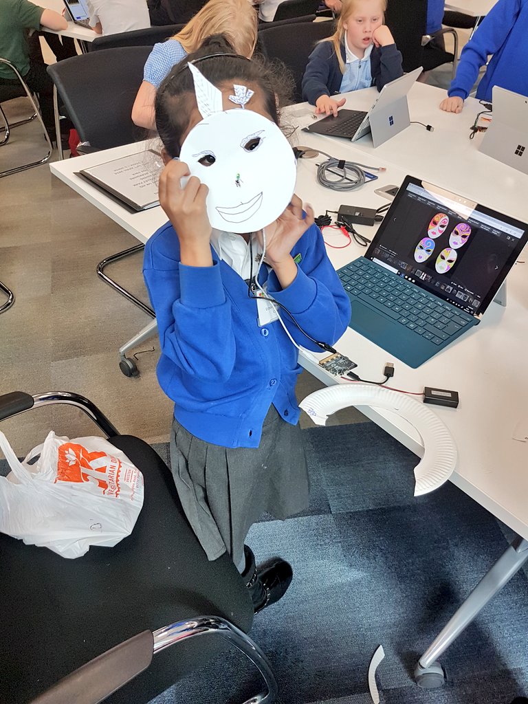 MrPaulDredge's tweet photo. A great day today with the digital leaders from @NPATrust. Thank you @microsofteduk for having us, the children have thoroughly enjoyed their day! #MIEExpert #MiniMIEs https://t.co/PR666b1rxK