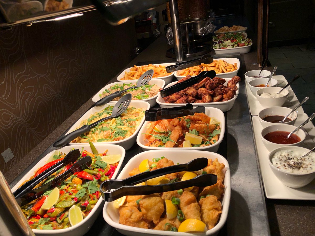 1st Team Meeting of the year in S☉nbury....Looking forward to smash this year...#teamworkmakesthedreamwork <a href="/dls29411/">Darrel Sabin</a> @SWLondonPI <a href="/LauraEvans81/">Laura EvansWrobleski</a>