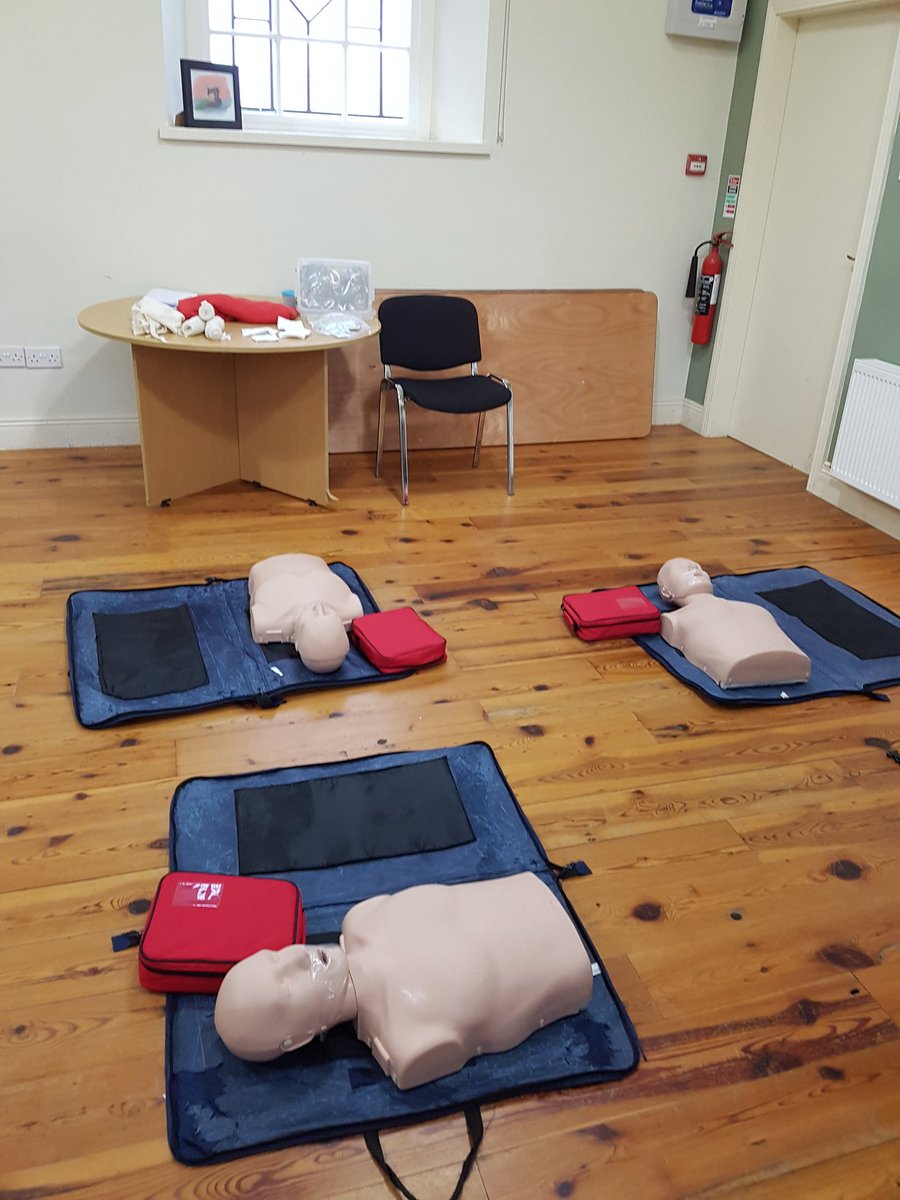 NikkiDunphy's tweet image. Final night of #PHECC #FAR training @BBTS_Carlow with a great bunch of dedicated people!