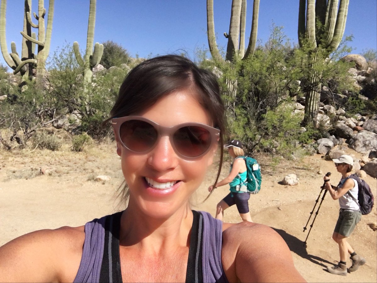 BrookeWagnerTV's tweet photo. Today’s hike; #Sutherlandtrail in #CatalinaStatePark. Beautiful!🌵👟⛰ @AZStateParks Happy #Movemoremonth! https://t.co/lOyGwdS8Dt