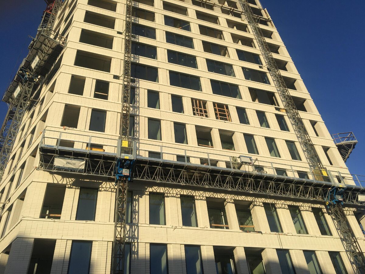 Maber mast climbers on site in Belgium 🇧🇪