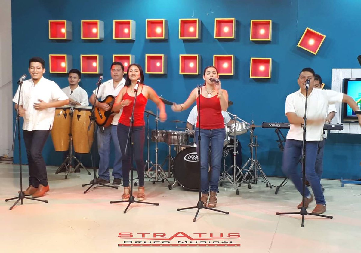 stratusbigband1's tweet photo. El detrás de cámaras de #grupoStratus en Mañaniáticos el 29 de marzo en Trecevisión Yucatán.
#diversion #grupomusical #weddings #eventosmerida #tvyucatan #animacion #mañaniaticos https://t.co/xiGJl36e80