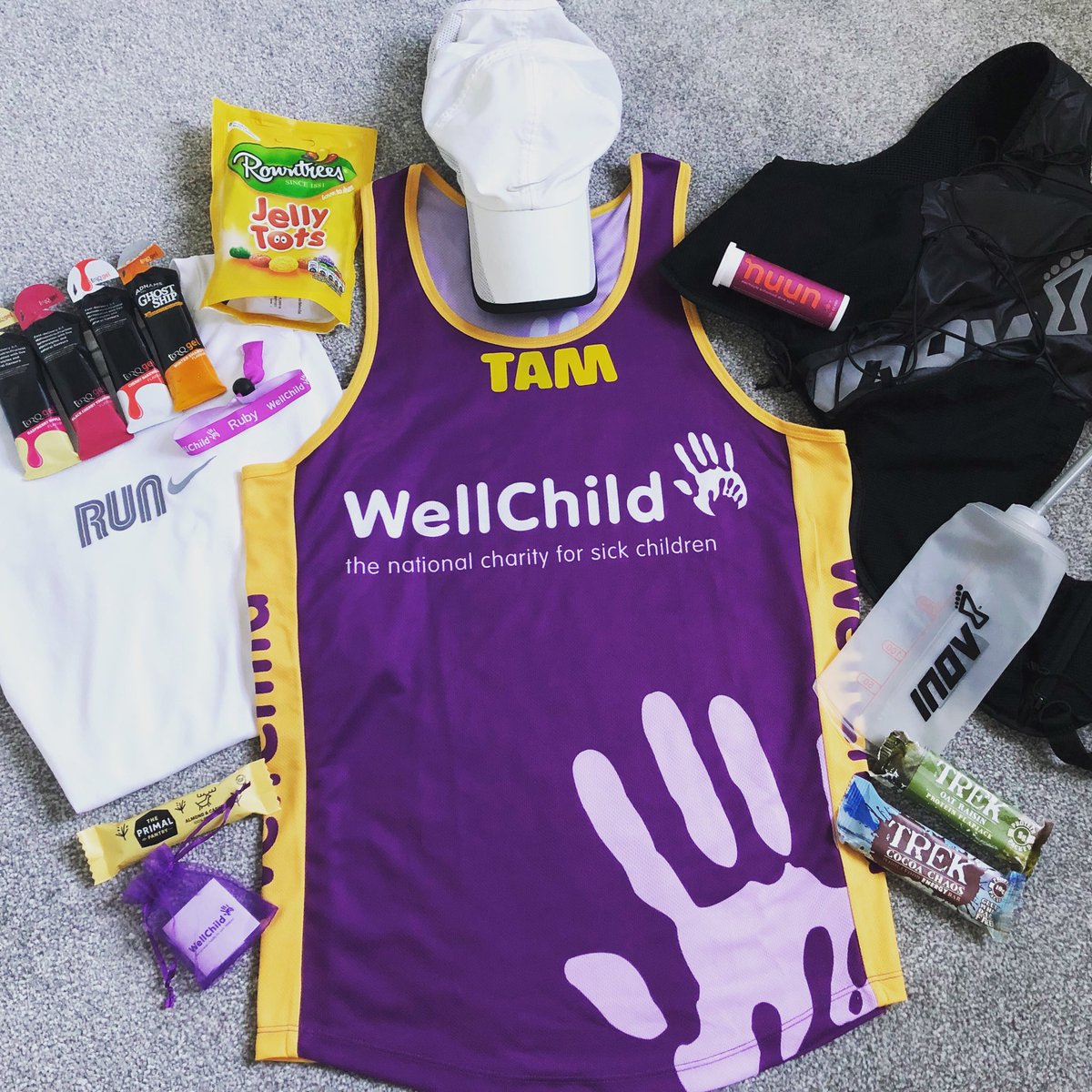 tamsinarmstrong's tweet photo. Attempting to prep for Sunday 😬 Hit me with positive thoughts! 🙌🏻🙏🏻🏃🏻‍♀️ #WellChild #vlm #runningforRuby #inov8 #torq #nuunhydration #trek #jellytots #wintershandywillgetmethroughthis 🍺 https://t.co/NCy1atk5h7